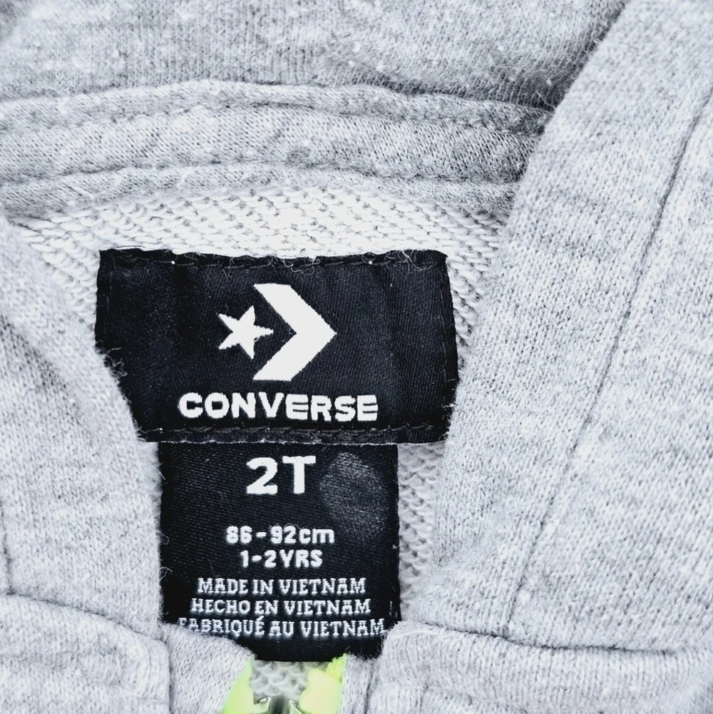 Converse All star Chuck Taylor Dino spiked hoodie. Size 2T gray and green